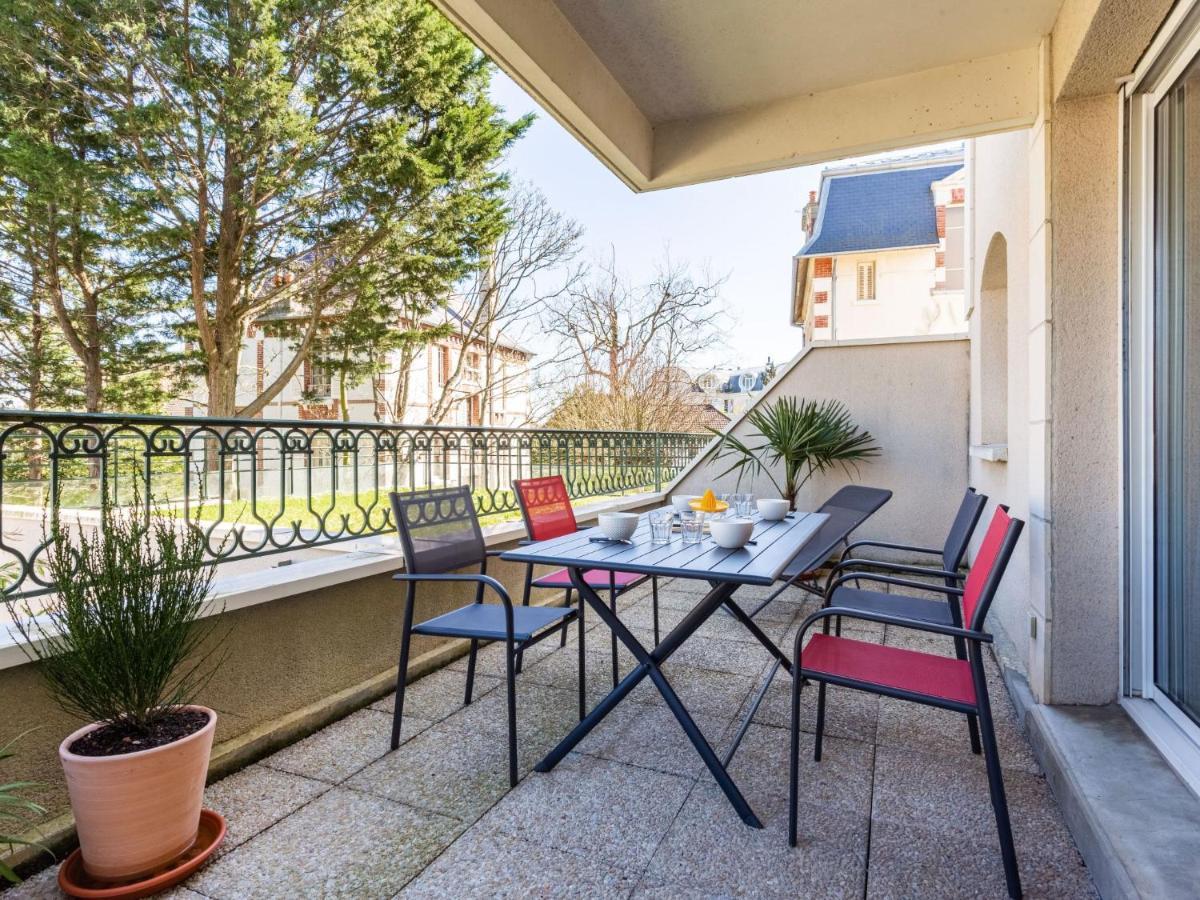 Apartment Montaigu By Interhome Cabourg Bagian luar foto